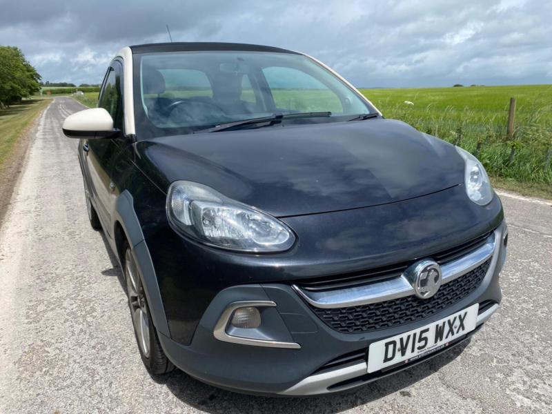 2015 Vauxhall Adam 1.0i Turbo Ecoflex Rocks Air Euro 6 (s/s) 3dr in Black — image 1