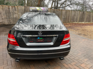2012 Mercedes-Benz C Class 3.0 C350 Cdi V6 Blueefficiency Elegance in Black — image 6