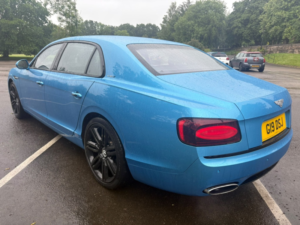 2017 Bentley Flying Spur 6.0 W12 S in Blue — image 3
