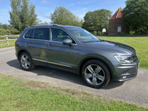 2019 Volkswagen Tiguan 1.5 Tsi Evo Match in Grey — image 3