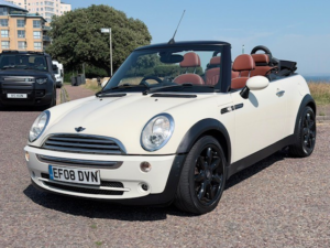 2008 MINI Convertible 1.6 Cooper Sidewalk Convertible in White — image 5