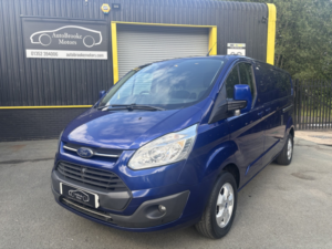 2017 Ford Transit Custom 2.0 Tdci 310 Limited in Blue — image 1