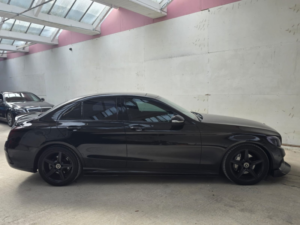 2014 Mercedes-Benz C Class 2.1 C220 Bluetec Amg Line in Black — image 4