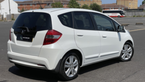 2013 Honda Jazz 1.4 I-Vtec Exl in White — image 4