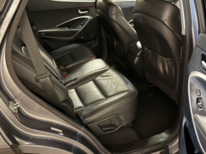 2015 Hyundai Santa Fe 2.2 Crdi Blue Drive Premium Auto 4WD Euro 6 (s/s) 5dr (7 Seat) in Silver — image 4