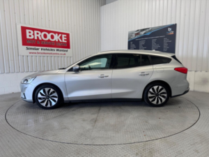 2019 Ford Focus 1.0t Ecoboost Zetec Euro 6 (s/s) 5dr in Silver — image 6