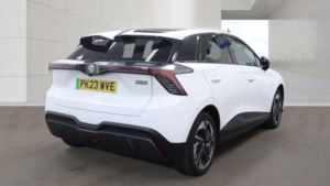 2023 MG Mg4 64kwh Trophy Long Range Hatchback 5dr Electric Auto (203 Ps) in White — image 3