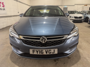 2016 Vauxhall Astra 1.4 I Design in Blue — image 2