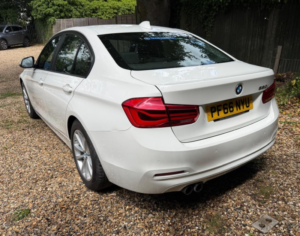 2016 BMW 3 Series 2.0 320i Se Auto Euro 6 (s/s) 4dr in White — image 4