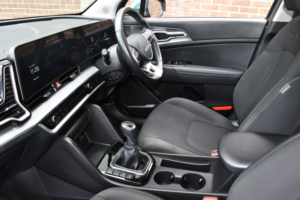 2024 Kia Sportage 1.6 T-Gdi Mhev 2 SUV 5dr Petrol Hybrid Manual Euro 6 (s/s) (157 Bhp) in Grey — image 4