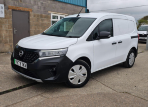 2023 Nissan Townstar 45kwh Acenta Auto L1 6dr in White — image 4
