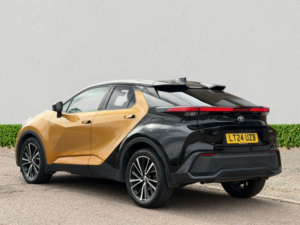 2024 Toyota C-Hr 2.0 Vvt-H Premiere Edition SUV 5dr Petrol Hybrid CVT Euro 6 (s/s) (197 Ps) in Gold — image 5