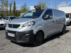 2019 Peugeot Expert 1.6 Bluehdi 1000 Professional in Silver — image 3
