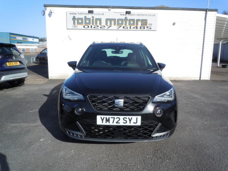 2023 SEAT Arona 1.0 Tsi Fr Edition in Black — image 1