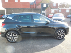 2023 SEAT Arona 1.0 Tsi Fr Edition in Black — image 3