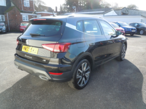 2023 SEAT Arona 1.0 Tsi Fr Edition in Black — image 4