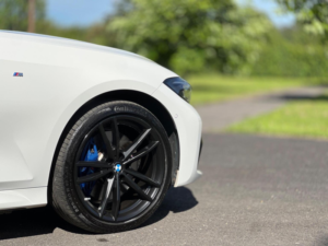 2021 BMW 3 Series 2.0 330e 12kwh M Sport Auto Euro 6 (s/s) 4dr in White — image 5