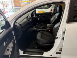 2013 Kia Sportage 1.7 Crdi Ecodynamics 2 in White — image 5