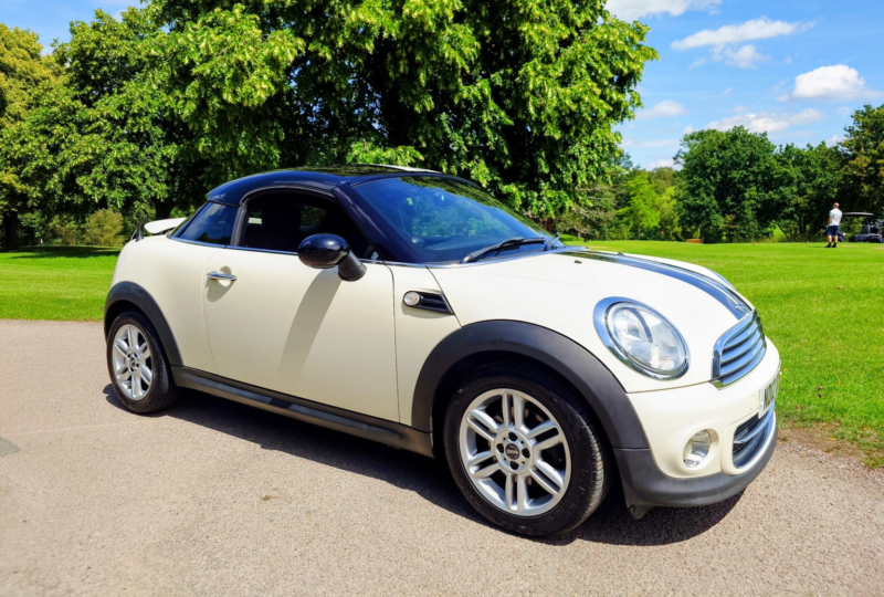 2012 MINI Coupe 1.6 Cooper Coupe in White — image 1