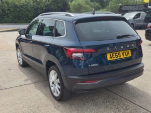2019 Skoda Karoq 1.5 Tsi Act Se L DSG Euro 6 (s/s) 5dr in Blue — image 5