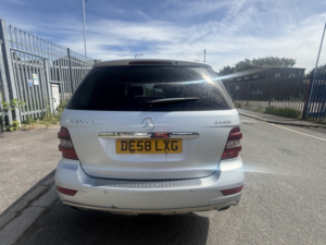 2008 Mercedes-Benz M Class 3.0 Ml280 Cdi Sport in Silver — image 2