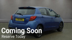 2016 Toyota Yaris 1.33 Dual Vvt-I Design Euro 6 5dr in Blue — image 3