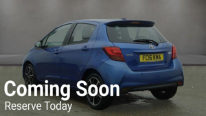 2016 Toyota Yaris 1.33 Dual Vvt-I Design Euro 6 5dr in Blue — image 4