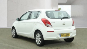 2014 Hyundai I20 1.4 Active Auto Euro 5 5dr in White — image 3