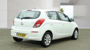 2014 Hyundai I20 1.4 Active Auto Euro 5 5dr in White — image 4