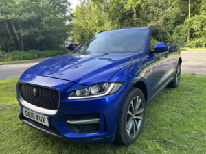 2018 Jaguar F-Pace 2.0 D180 R-Sport in Blue — image 4