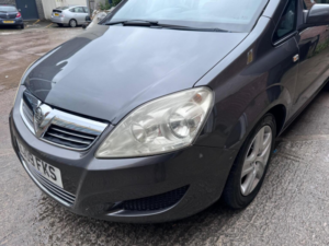 2009 Vauxhall Zafira 1.9 Cdti Exclusiv Auto Euro 4 5dr in Grey — image 2