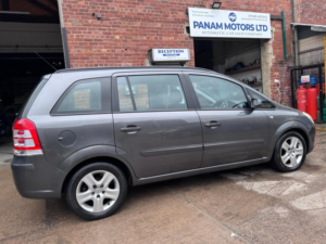 2009 Vauxhall Zafira 1.9 Cdti Exclusiv Auto Euro 4 5dr in Grey — image 4