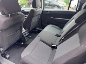 2009 Vauxhall Zafira 1.9 Cdti Exclusiv Auto Euro 4 5dr in Grey — image 5