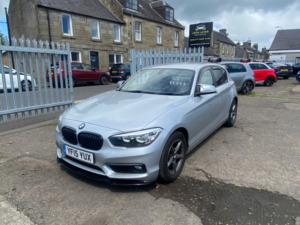 2015 BMW 1 Series 2.0 118d Se 5-Door Auto in Silver — image 3