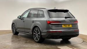 2021 Audi Q7 3.0 Tdi V6 50 Black Edition in Grey — image 2