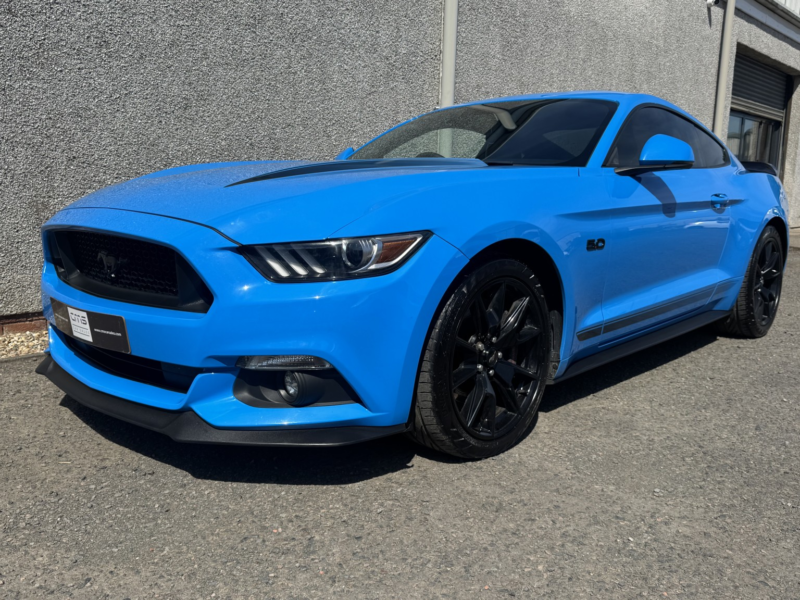 2018 Ford Mustang 5.0 V8 Gt in Blue — image 1