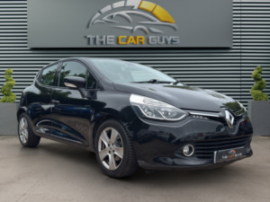 2013 Renault Clio 1.2 16v Dynamique Medianav in Black — image 2
