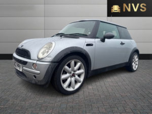 2002 MINI Hatch 1.6 One Hatch in Silver — image 3