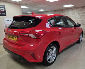 2018 Ford Focus 1.0t Ecoboost Zetec Hatchback 5dr Petrol Manual Euro 6 (s/s) (100 Ps) in Red — image 3
