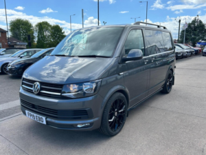 2019 Volkswagen Transporter 2.0 Tdi T30 Bluemotion Tech Highline Fwd Swb Euro 6 (s/s) 5dr in Grey — image 5