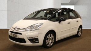 2013 Citroen C4 Picasso 2.0 Hdi Platinum Euro 5 5dr in White — image 2