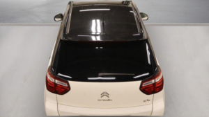 2013 Citroen C4 Picasso 2.0 Hdi Platinum Euro 5 5dr in White — image 5