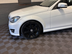 2013 Mercedes-Benz C Class 2.1 C220 Cdi Blueefficiency Amg Sport Coupe 2dr Diesel G-Tronic+ Euro 5 (s/s) (170 Ps) in White — image 6