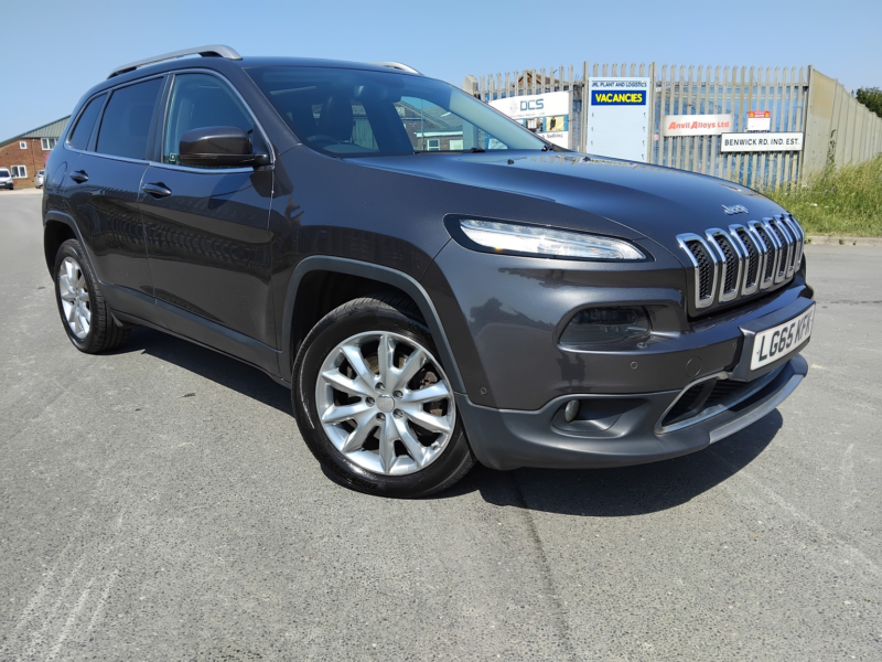 2015 Jeep Cherokee 2.2 Cherokee 2.2 Mjii 200hp Limited 4WD 9 Spd Auto in Grey — image 1