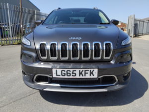 2015 Jeep Cherokee 2.2 Cherokee 2.2 Mjii 200hp Limited 4WD 9 Spd Auto in Grey — image 5