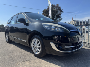 2013 Renault Grand Scenic 1.5 Dci Energy Dynamique Tomtom in Black — image 5