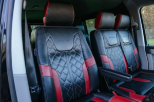 2017 Volkswagen Transporter Sportline 2.0 Bitdi T32 Bluemotion Tech Sportline Crew Van Double Cab 5dr Diesel DSG Swb Euro 6 (s/s) (204 Ps) in Black — image 4