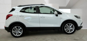 2017 Vauxhall Mokka X 1.4i Turbo Design Nav Auto Euro 6 5dr in White — image 5