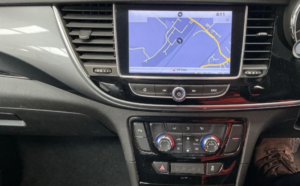 2017 Vauxhall Mokka X 1.4i Turbo Design Nav Auto Euro 6 5dr in White — image 6
