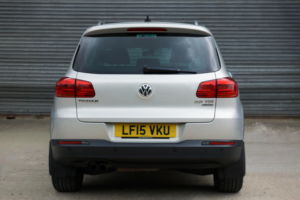 2015 Volkswagen Tiguan 2.0 Tdi Bluemotion Tech Match in Silver — image 5